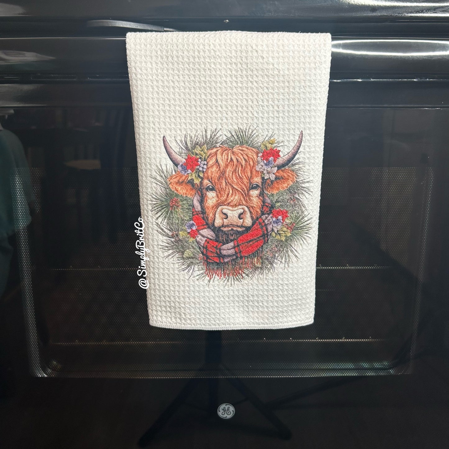 Highland Cow Wreath Christmas Kitchen Towel