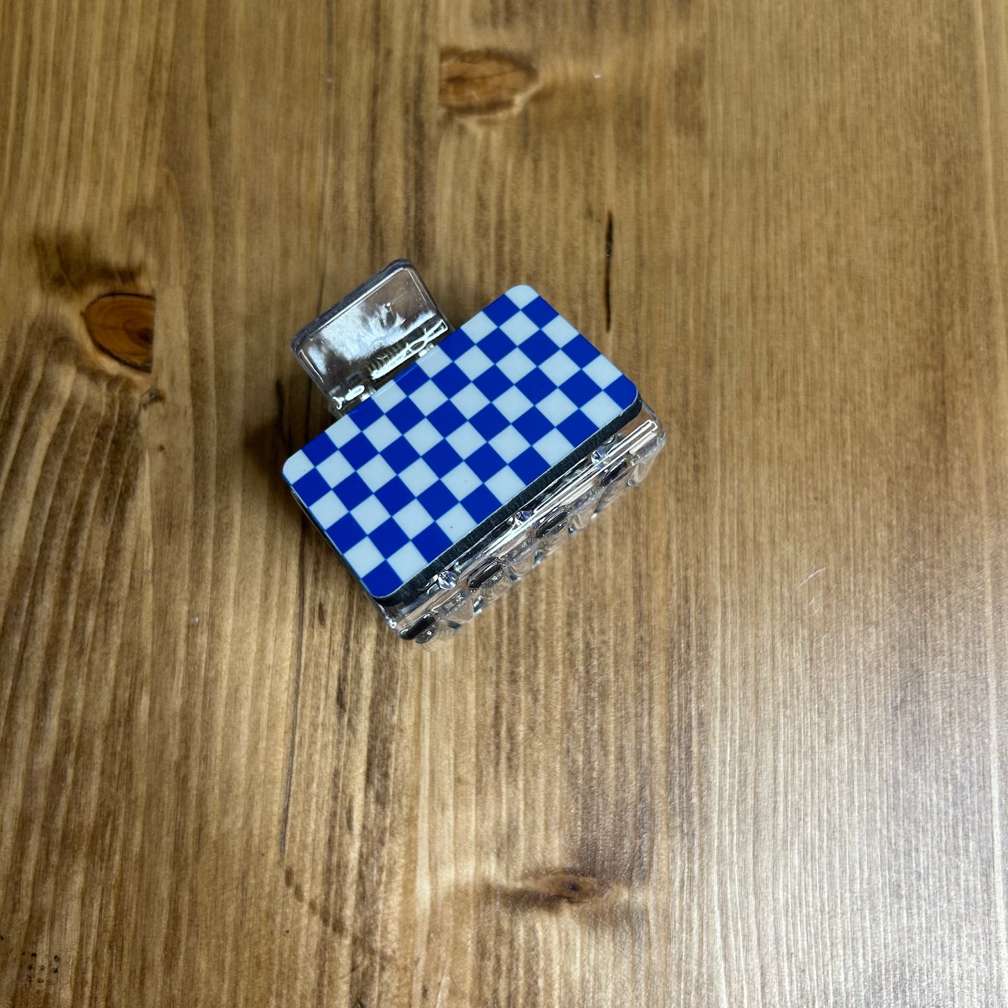Blue and White Checkered Small Claw Clip