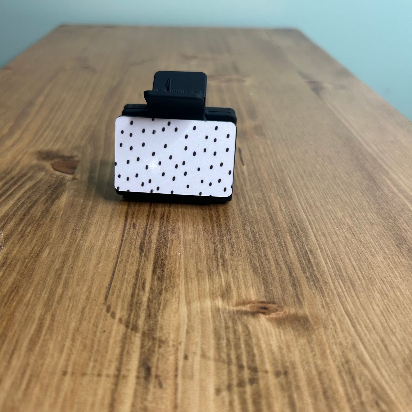 Black Specs Small Claw Clip | Neutral