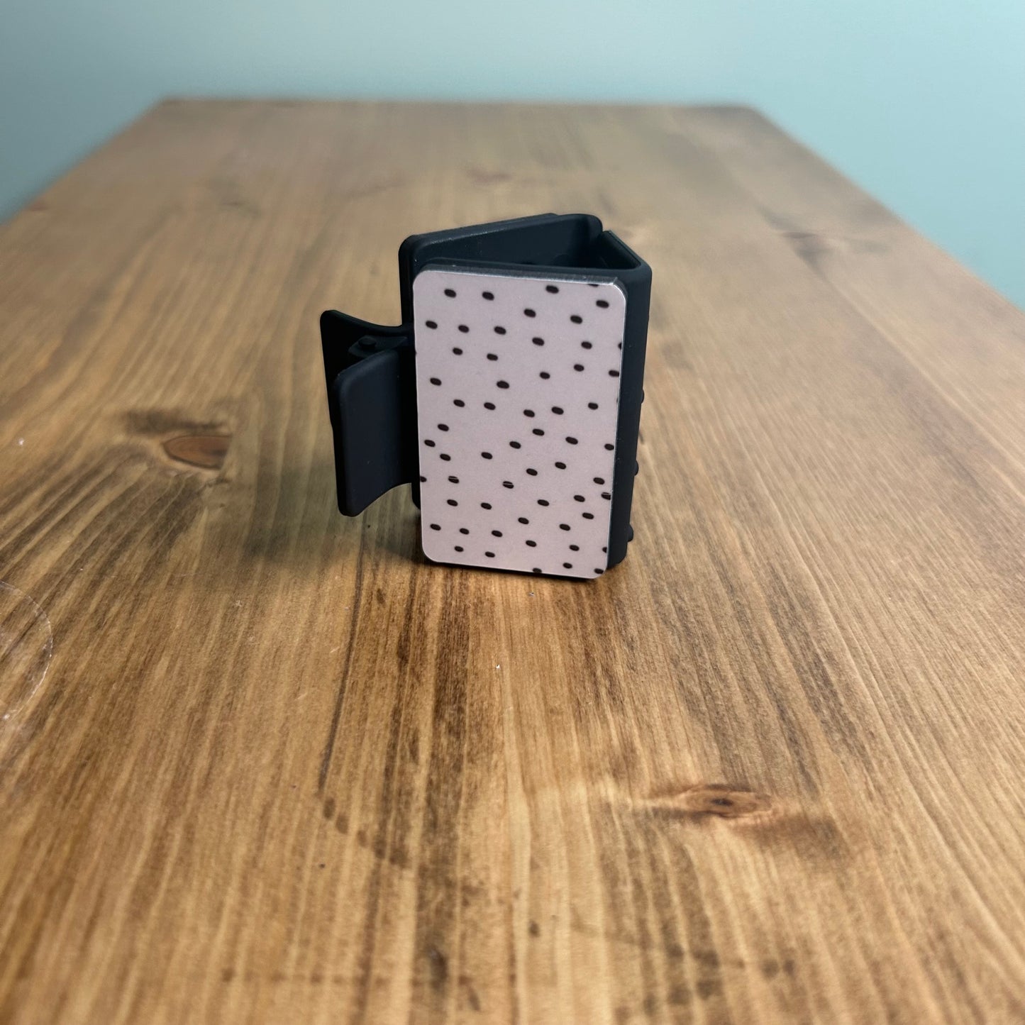Black Specs Small Claw Clip | Neutral