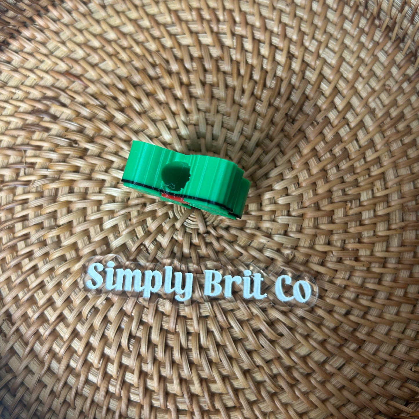 Green Bow and Red Heart Large Straw Charm (40oz)